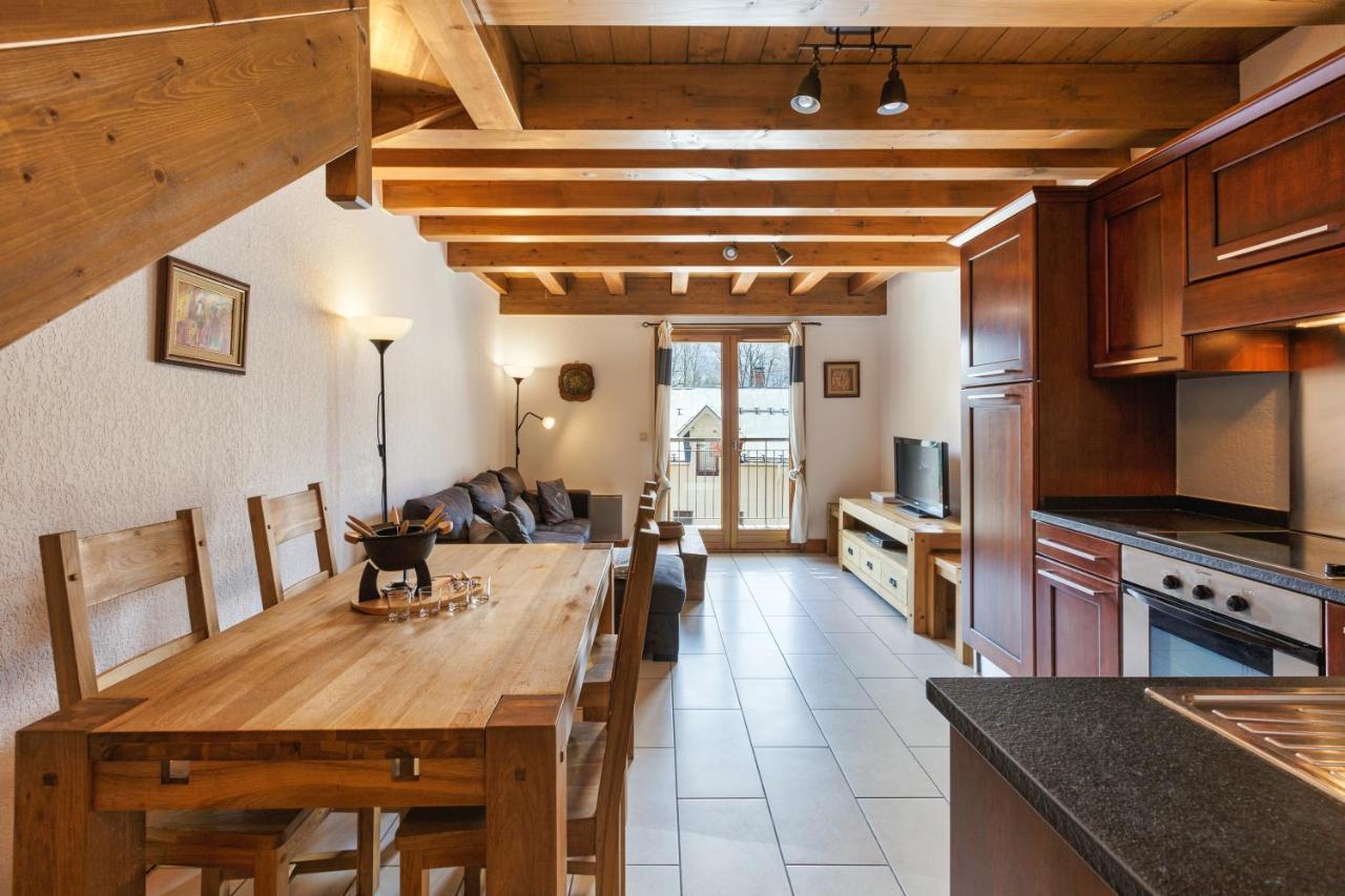 Chateau - Charming Apartment In The City Center With 3 Bedrooms - By Cozee Rentals 생제르베레뱅 외부 사진