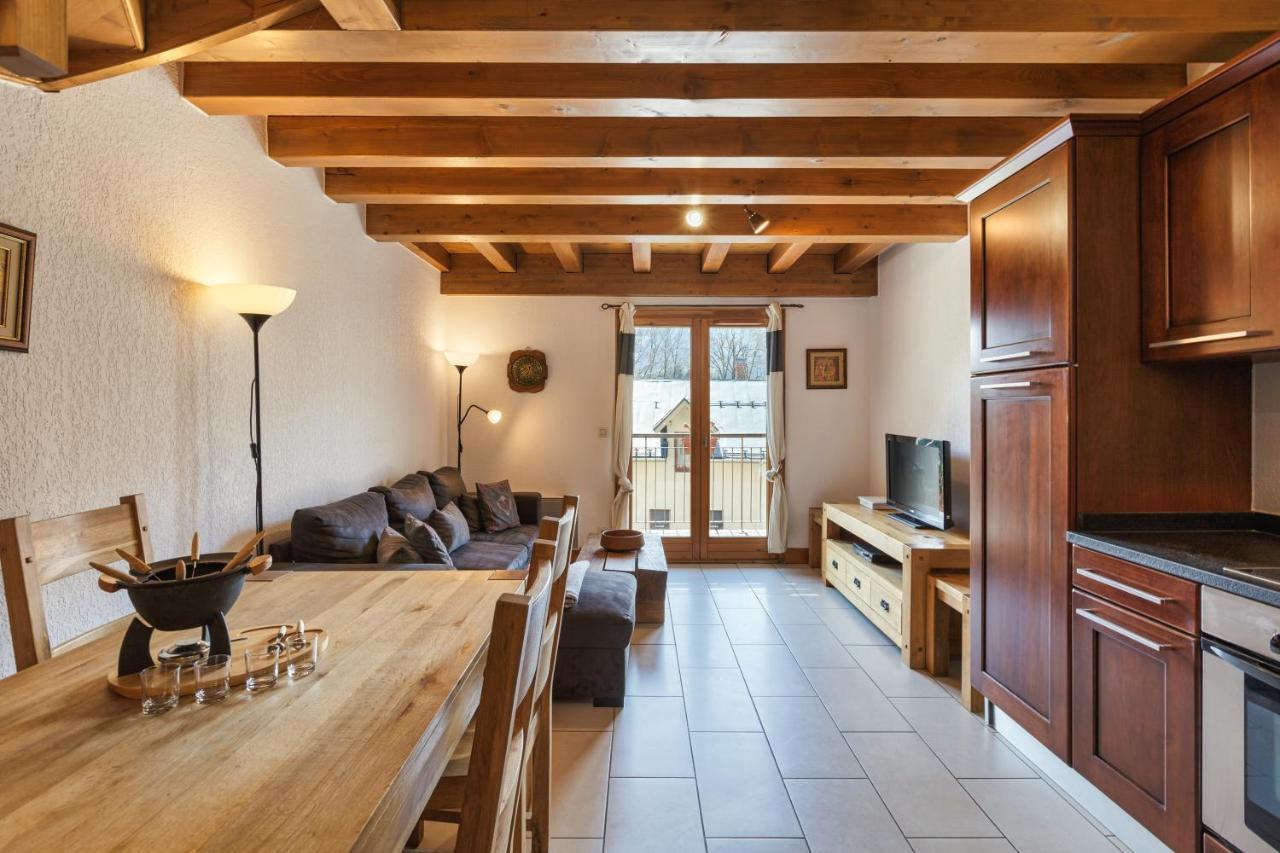 Chateau - Charming Apartment In The City Center With 3 Bedrooms - By Cozee Rentals 생제르베레뱅 외부 사진